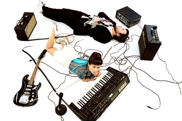 Asobi Seksu - Live In Hong Kong