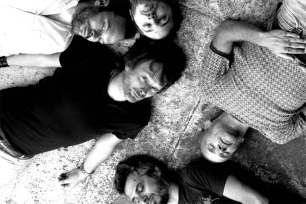 收聽 Atoms For Peace 最新細碟 "Judge Jury And Executioner"