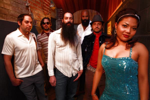 Dengue Fever - Live In Hong Kong 2010-05-15