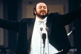 Luciano Pavarotti 1935 - 2007