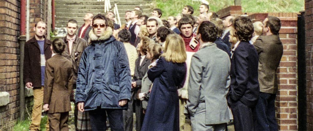 Oasis Reissues 'Be Here Now' On Super Deluxe Boxset