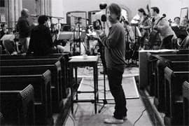 Radiohead Pay Tribute To Harry Patch