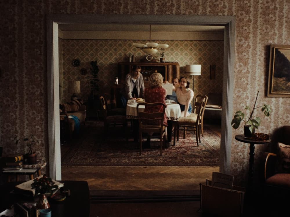[ Movie Image ]