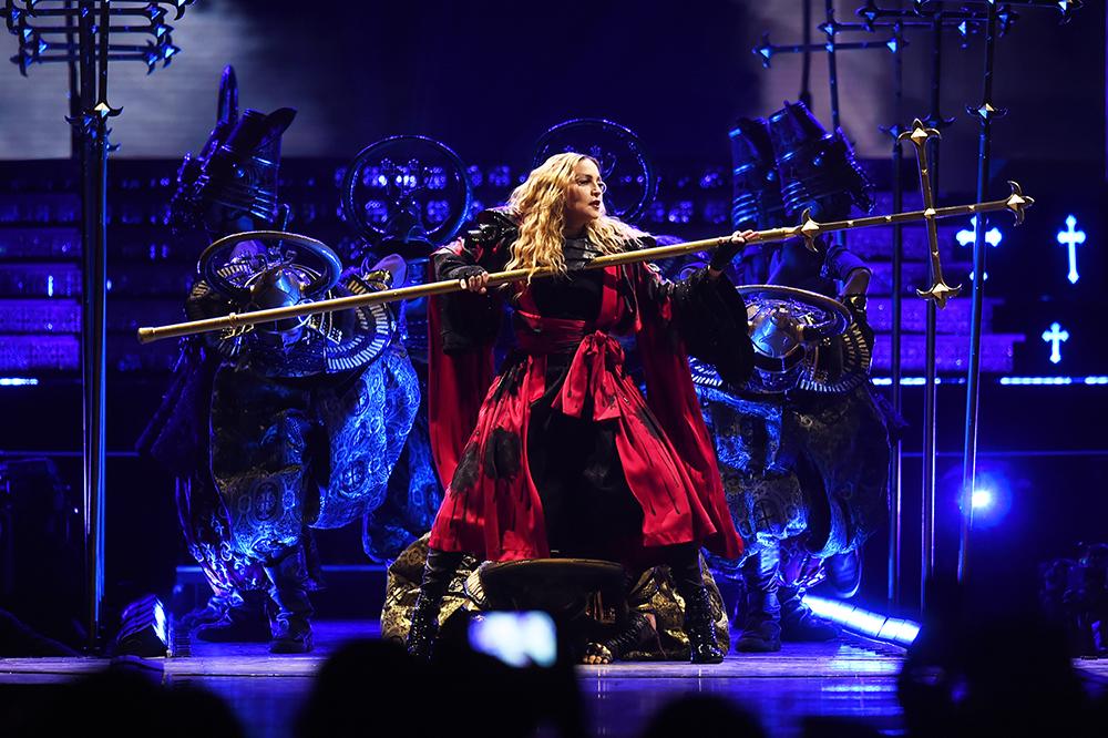 Madonna 2016-02-17