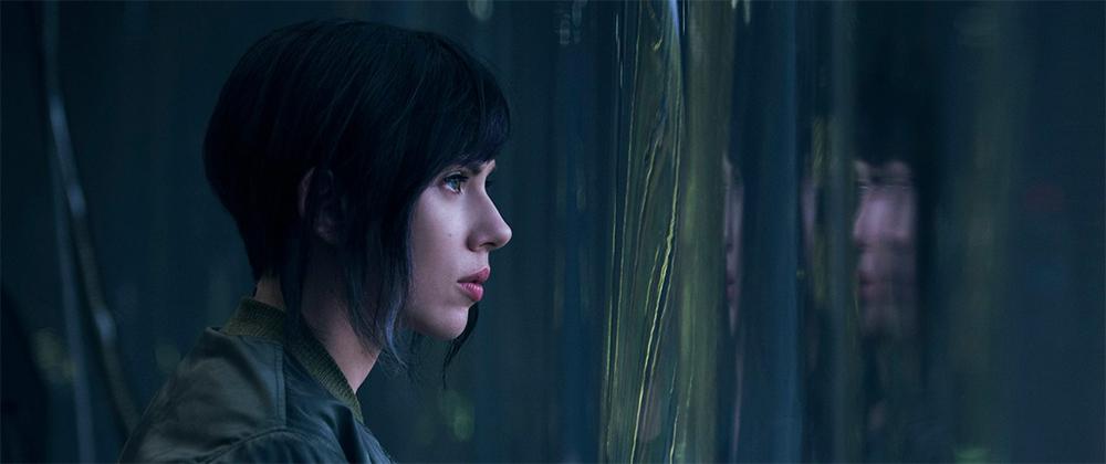 First Look Of Scarlett Johansson In <strong><em>Ghost In The Shell</em></strong>