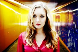 Sarah Nixey 首張個人大碟 Sing, Memory