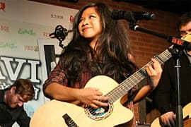 Zee Avi.2009年9月22日.香港