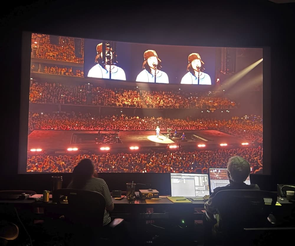 Billie Eilish - Hit Me Hard And Soft: The Tour