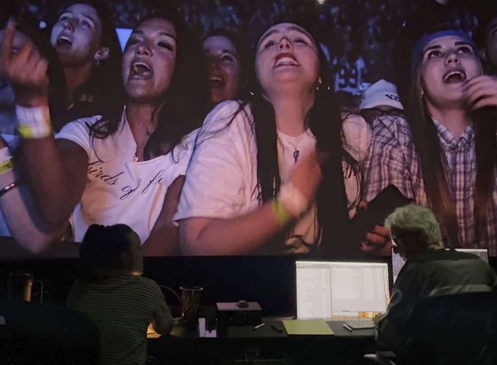 Billie Eilish - Hit Me Hard And Soft: The Tour